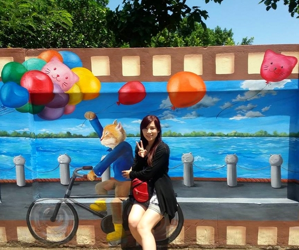 嘉義布新國小喵星人愛情故事彩繪牆：【嘉義景點】喵星人來勢洶洶大舉入侵嘉義布新國小!!首波浪漫故事席捲而來