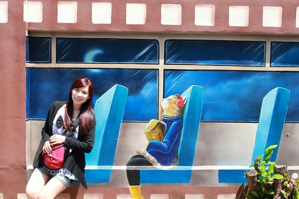 嘉義布新國小喵星人愛情故事彩繪牆：【嘉義景點】喵星人來勢洶洶大舉入侵嘉義布新國小!!首波浪漫故事席捲而來