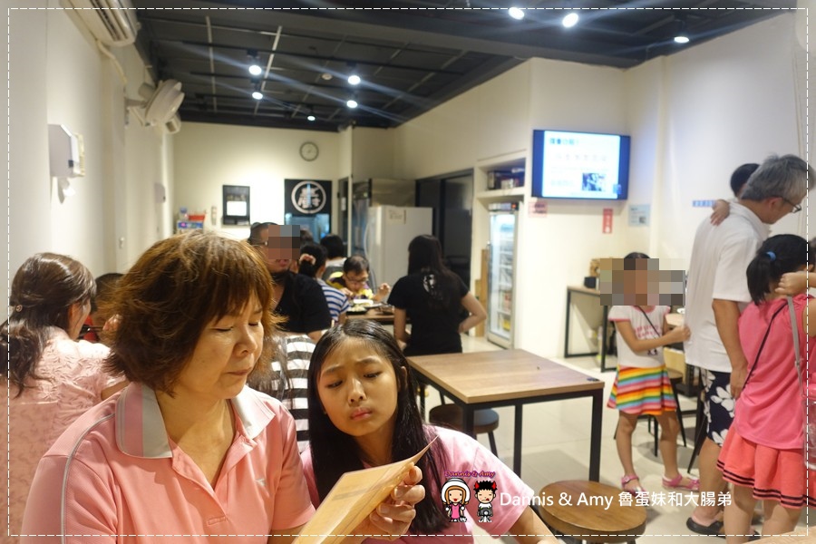 20160827《新豐牛肉麵食記》 吳媽媽基隆好味道沙茶咖哩炒麵 x椒麻川味牛肉麵 ︱ 開在老兄牛肉麵對面的用餐新選擇~ 附影片 (3).jpg