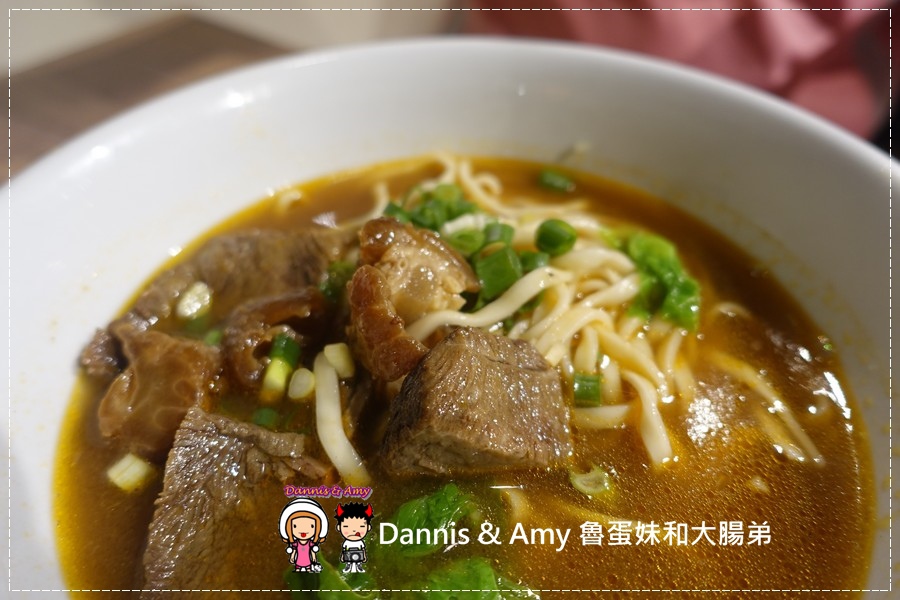 20160827《新豐牛肉麵食記》 吳媽媽基隆好味道沙茶咖哩炒麵 x椒麻川味牛肉麵 ︱ 開在老兄牛肉麵對面的用餐新選擇~ 附影片 (24).jpg