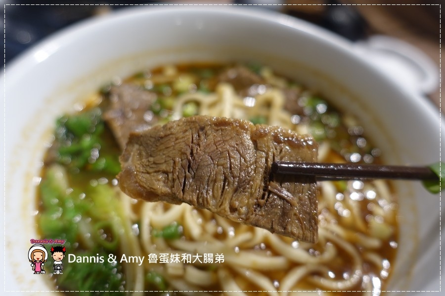 20160827《新豐牛肉麵食記》 吳媽媽基隆好味道沙茶咖哩炒麵 x椒麻川味牛肉麵 ︱ 開在老兄牛肉麵對面的用餐新選擇~ 附影片 (25).jpg