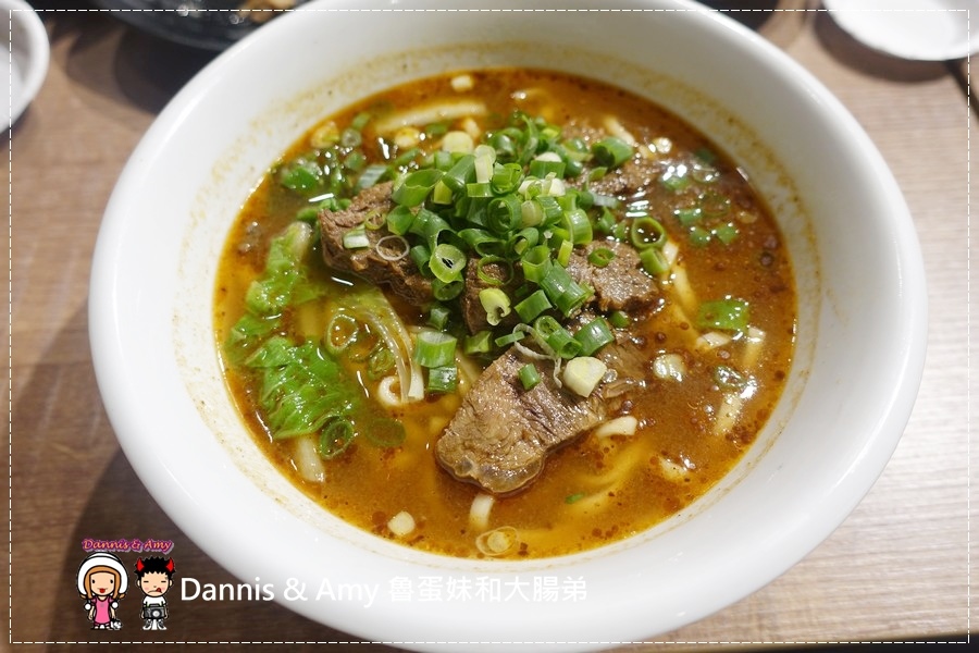 20160827《新豐牛肉麵食記》 吳媽媽基隆好味道沙茶咖哩炒麵 x椒麻川味牛肉麵 ︱ 開在老兄牛肉麵對面的用餐新選擇~ 附影片 (22).jpg