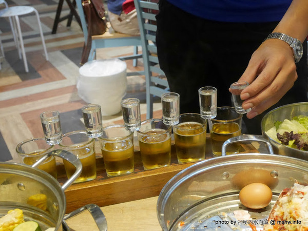 釜山．珍妮佛(文心加盟1號店)：【食記】台中釜山珍妮佛.韓國九層海鮮塔 Pusan Jennifer文心加盟1號店@西屯捷運BRT市政府 : 鮮味滿滿!仙女下凡有看頭？