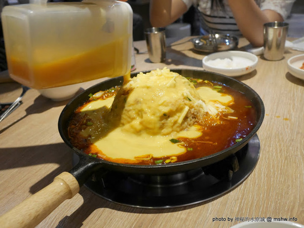 釜山．珍妮佛(文心加盟1號店)：【食記】台中釜山珍妮佛.韓國九層海鮮塔 Pusan Jennifer文心加盟1號店@西屯捷運BRT市政府 : 鮮味滿滿!仙女下凡有看頭？