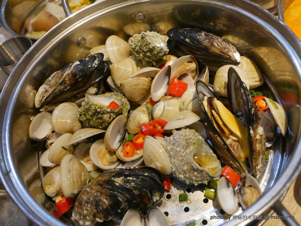 釜山．珍妮佛(文心加盟1號店)：【食記】台中釜山珍妮佛.韓國九層海鮮塔 Pusan Jennifer文心加盟1號店@西屯捷運BRT市政府 : 鮮味滿滿!仙女下凡有看頭？