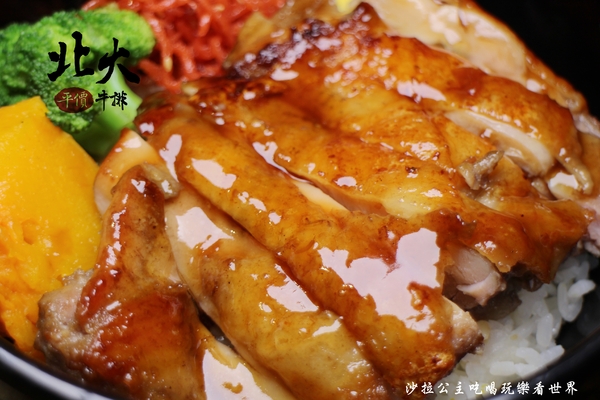 北大牛排:士林夜市平價牛排『北大牛排』多國料理齊聚一堂