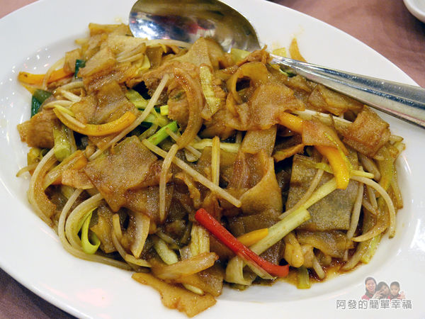 翠庭13-干炒松阪河粉