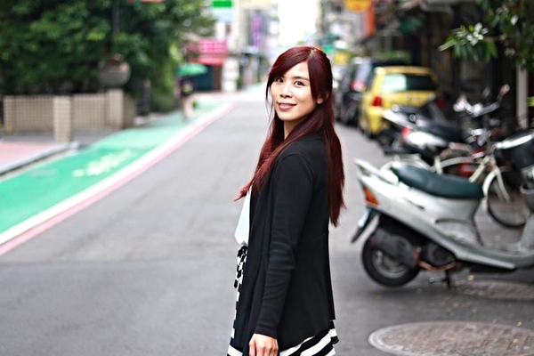 TAEBAK韓式特色料理:【台北市東區美食】想吃韓式的道地料理又何必捨近求遠哩~東區TAEBAK韓式特色料理~特地聘請的廚師及服務員通通Made in Korea由韓國空運來台