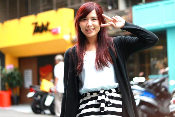 TAEBAK韓式特色料理:【台北市東區美食】想吃韓式的道地料理又何必捨近求遠哩~東區TAEBAK韓式特色料理~特地聘請的廚師及服務員通通Made in Korea由韓國空運來台