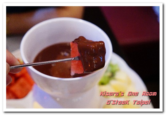 O'Steak Taipei：永康街牛排．猶如置身歐陸廣場邊的牛排餐酒館──O'SteaK