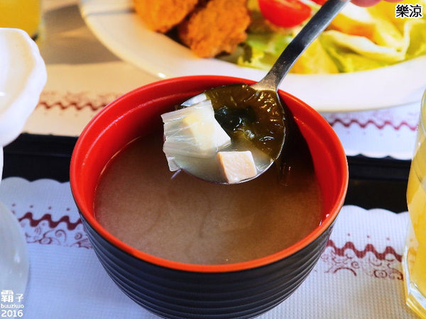 樂涼園藝餐廳：樂涼休閒園藝咖啡餐廳，南投老字號餐飲店~