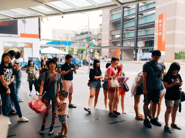 北海道スープカレー GARAKU(台灣)：北海道スープカレーGARAKU 台灣｜信義區Neo19 日本北海道札幌超人氣排隊名店來台啦！超濃郁湯咖哩