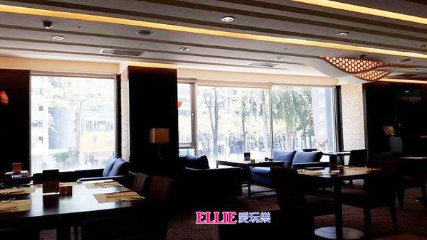 13936776_1155075957846956_1620059095_n