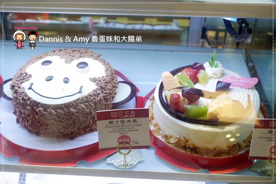  20160827《桃園林口美食》 YANNICK亞尼克環球林口店。 招牌生乳捲x 綜合喜Q餅。中秋節伴手禮x幸福下午茶甜點推薦︱附隨手拍影片 (26).jpg