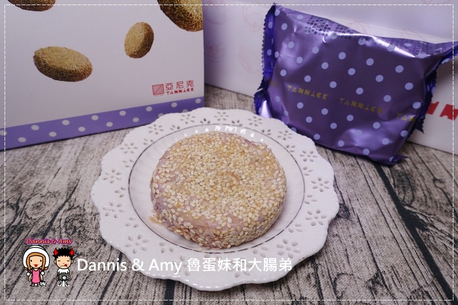  20160827《桃園林口美食》 YANNICK亞尼克環球林口店。 招牌生乳捲x 綜合喜Q餅。中秋節伴手禮x幸福下午茶甜點推薦︱附隨手拍影片 (32).jpg