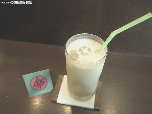 三時茶房:「三時茶房」杏仁茶專賣店,值得一品的杏仁茶!!!