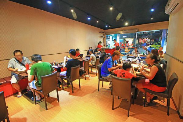 【新莊餐廳】捷運附近的統厚牛排-不到200元也能吃到完整的原肉牛排