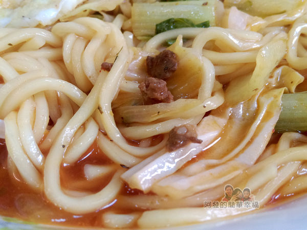 夏威姨早午餐19-蘑菇鐵板麵-特寫