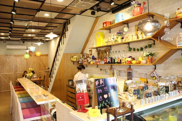 Dessert Tree 甜點樹鬆餅甜點坊:【台南】Dessert Tree 甜點樹鬆餅甜點坊──採用日本麵粉的美味鬆餅!提供甜點和鹹食的鄉村風小店!