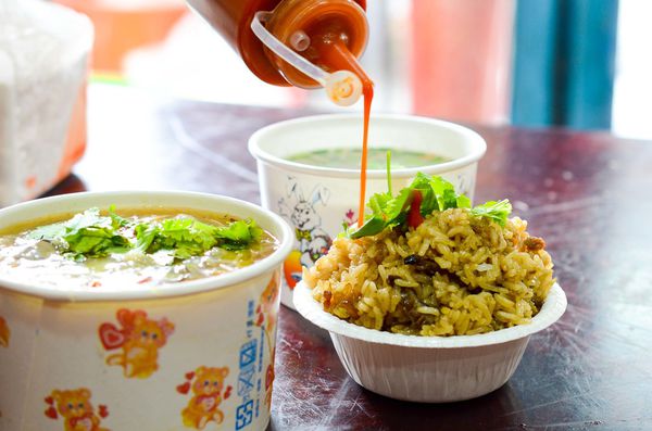 【桃園早餐】帝王油飯‬-相見恨晚的好吃油飯！．力行路/中式早餐/銅板美食/桃園美食小吃/在地人推薦必吃