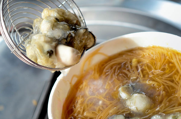 【桃園早餐】帝王油飯‬-相見恨晚的好吃油飯！．力行路/中式早餐/銅板美食/桃園美食小吃/在地人推薦必吃