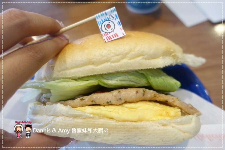  20160821《新竹振興路美食》好吃的早餐 歐浮找餐 Oops！foody 平價早午餐一次搞定。私房漢堡。下午茶︱人很多要耐心等候  ~活動花絮影片 (20).jpg