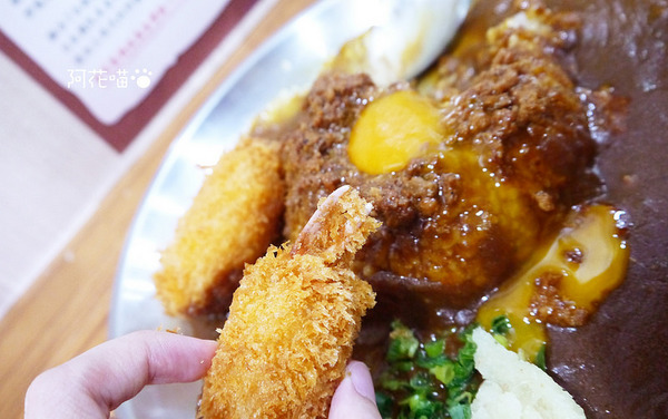本家台灣咖哩 光華店:【日式│忠孝新生】台灣肉燥+日式咖哩『本家台灣咖哩 光華店』!大胃王快來挑戰吃免錢
