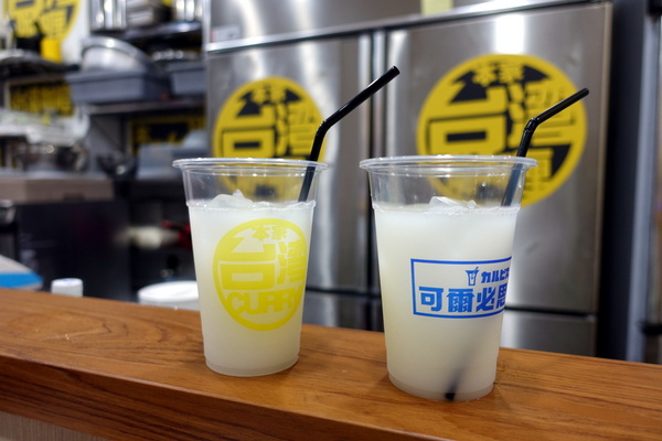 本家台灣咖哩 光華店：(胖樺食記) 台日合璧重口味推薦咖哩「本家台灣咖哩-光華店」/捷運忠孝新生站/台北科技大學周邊美食