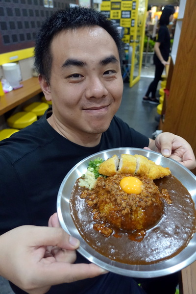 本家台灣咖哩 光華店：(胖樺食記) 台日合璧重口味推薦咖哩「本家台灣咖哩-光華店」/捷運忠孝新生站/台北科技大學周邊美食