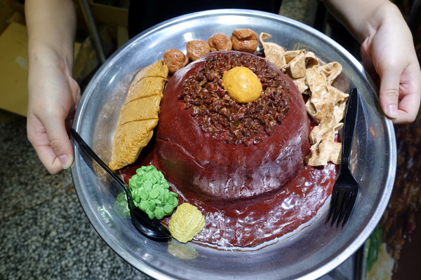 本家台灣咖哩 光華店：(胖樺食記) 台日合璧重口味推薦咖哩「本家台灣咖哩-光華店」/捷運忠孝新生站/台北科技大學周邊美食