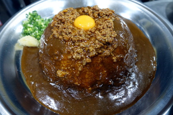 本家台灣咖哩 光華店：(胖樺食記) 台日合璧重口味推薦咖哩「本家台灣咖哩-光華店」/捷運忠孝新生站/台北科技大學周邊美食