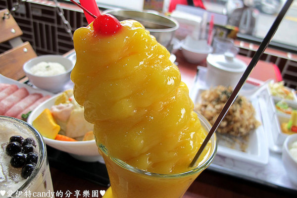 茶自點複合式餐飲:『雲林斗六_茶自點斗六旗艦店』招牌1000cc珍珠奶茶、1人也可以享用的鴛鴦鍋!