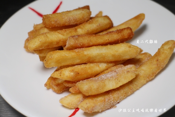 負二代雞排：新店安坑巷弄美食『負二代雞排』好吃又便宜/新和國小後門