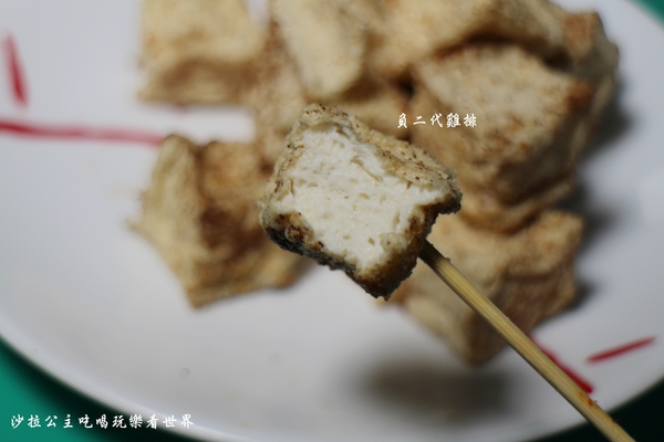 負二代雞排：新店安坑巷弄美食『負二代雞排』好吃又便宜/新和國小後門