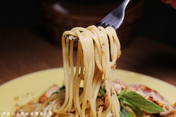 Ethan's Italian:板橋義式餐廳『Ethan's Italian』捷運亞東醫院站/聚餐/包場