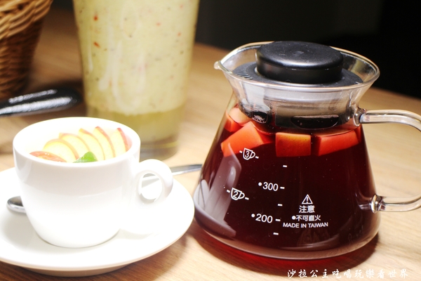 Ethan's Italian:板橋義式餐廳『Ethan's Italian』捷運亞東醫院站/聚餐/包場