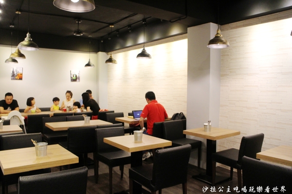 Ethan's Italian:板橋義式餐廳『Ethan's Italian』捷運亞東醫院站/聚餐/包場