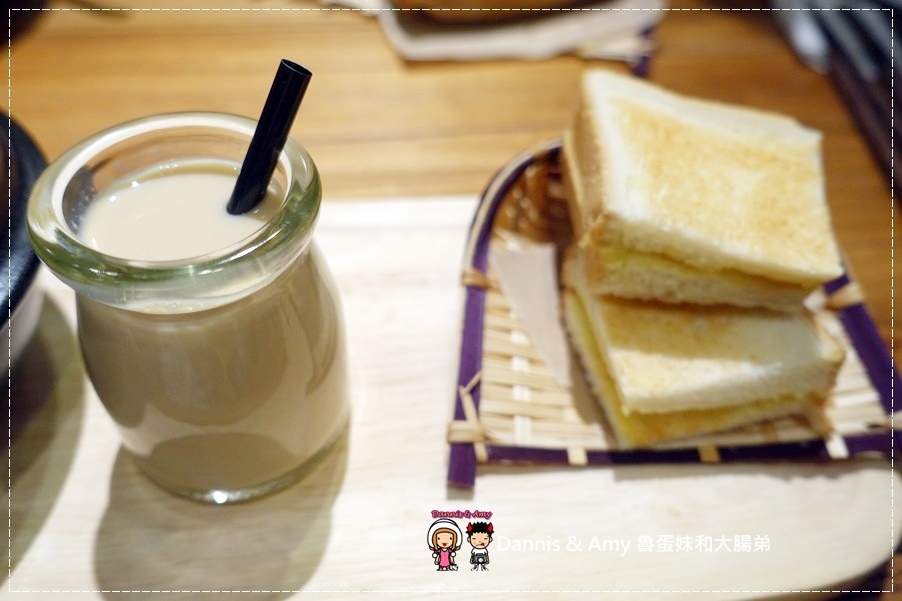 20160823《新竹美食推薦》金福氣南洋食堂-新竹林森店 招牌咖椰吐司x肉骨茶x彩虹繽紛起司 x芋香西米露︱ 適合朋友家庭聚餐,平價好吃的復古南洋餐廳~附隨手拍影片 (30).jpg