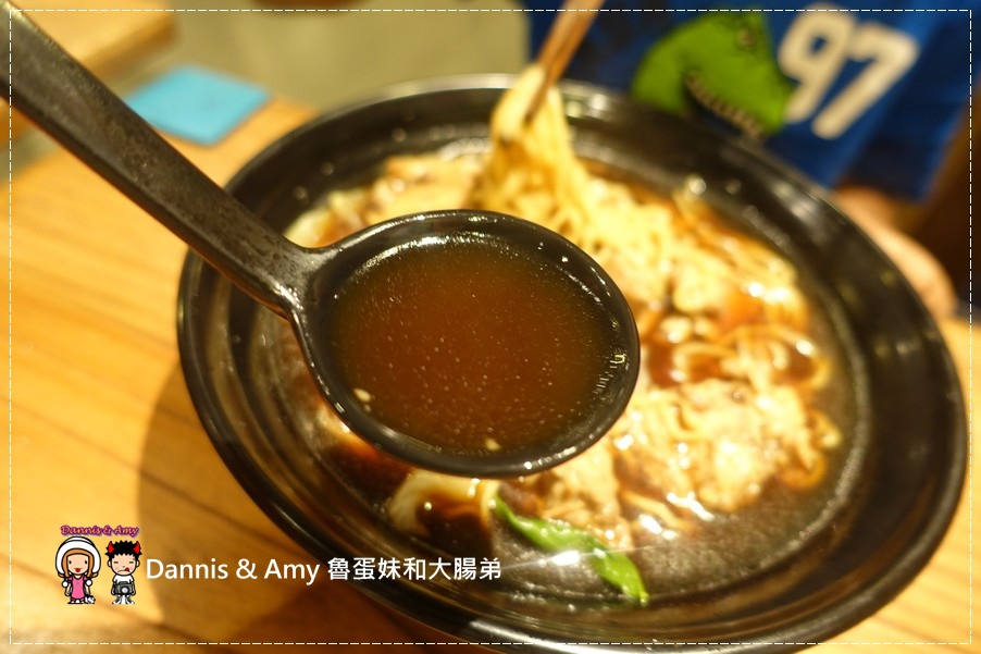 20160823《新竹美食推薦》金福氣南洋食堂-新竹林森店 招牌咖椰吐司x肉骨茶x彩虹繽紛起司 x芋香西米露︱ 適合朋友家庭聚餐,平價好吃的復古南洋餐廳~附隨手拍影片 (37).jpg