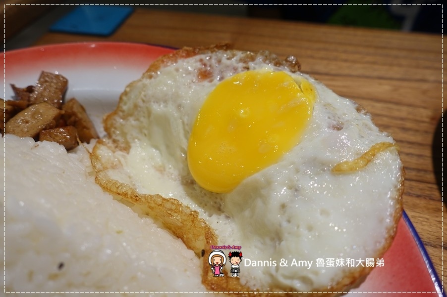 20160823《新竹美食推薦》金福氣南洋食堂-新竹林森店 招牌咖椰吐司x肉骨茶x彩虹繽紛起司 x芋香西米露︱ 適合朋友家庭聚餐,平價好吃的復古南洋餐廳~附隨手拍影片 (32).jpg