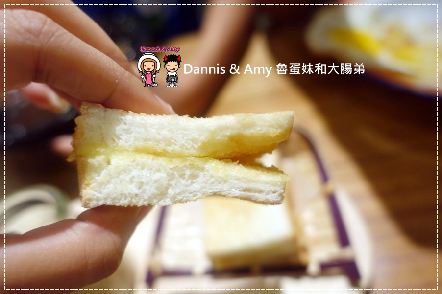 20160823《新竹美食推薦》金福氣南洋食堂-新竹林森店 招牌咖椰吐司x肉骨茶x彩虹繽紛起司 x芋香西米露︱ 適合朋友家庭聚餐,平價好吃的復古南洋餐廳~附隨手拍影片 (40).jpg