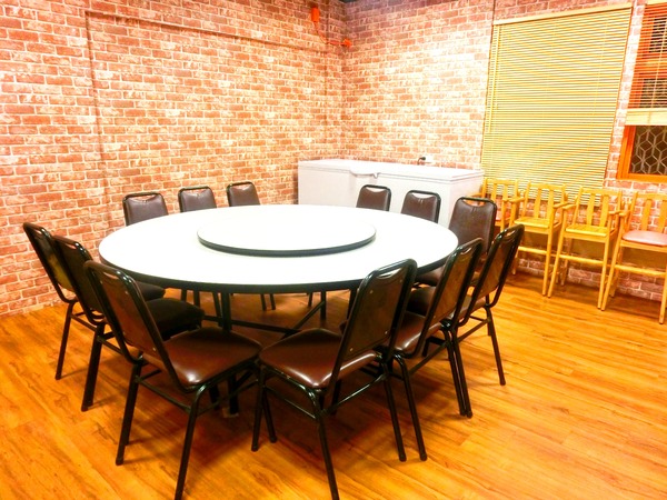 城外小館：城外小館