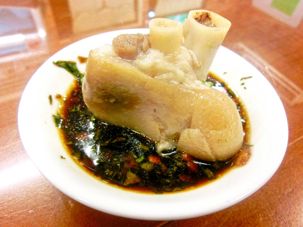 城外小館：城外小館