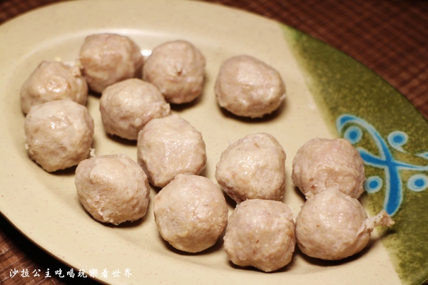 霸味羊肉爐(新莊旗艦店)：新莊羊肉爐火鍋『霸味羊肉爐』美味可外帶回家慢慢享用