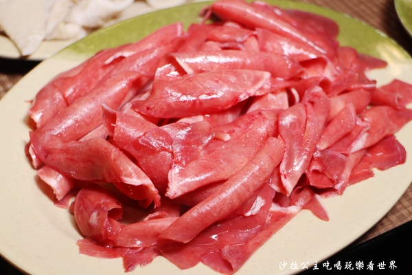 霸味羊肉爐(新莊旗艦店)：新莊羊肉爐火鍋『霸味羊肉爐』美味可外帶回家慢慢享用