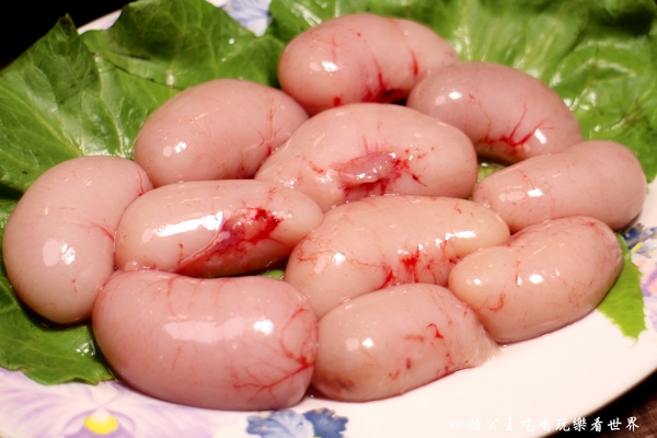 霸味羊肉爐(新莊旗艦店)：新莊羊肉爐火鍋『霸味羊肉爐』美味可外帶回家慢慢享用