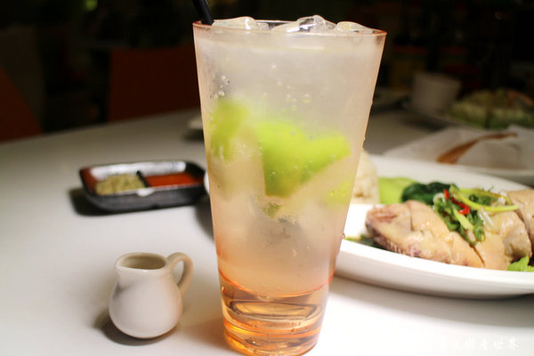 Savoy Noodle Cafe 新南洋麵食咖啡：東區216巷南洋料理『Savoy Noodle Cafe 新南洋麵食咖啡』捷運忠孝敦化站