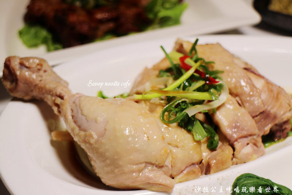 Savoy Noodle Cafe 新南洋麵食咖啡：東區216巷南洋料理『Savoy Noodle Cafe 新南洋麵食咖啡』捷運忠孝敦化站