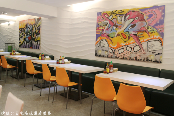 Savoy Noodle Cafe 新南洋麵食咖啡：東區216巷南洋料理『Savoy Noodle Cafe 新南洋麵食咖啡』捷運忠孝敦化站