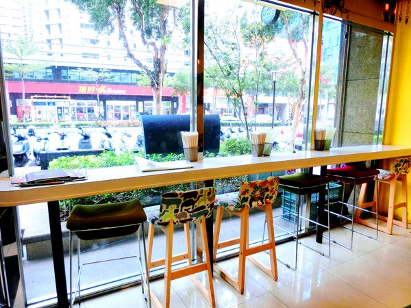 麥味登(林口未來城店)：麥味登 林口未來城店